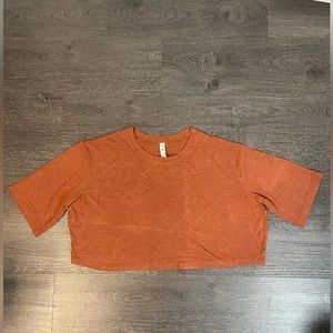Alo Yoga Crop Top in Burnt Orange